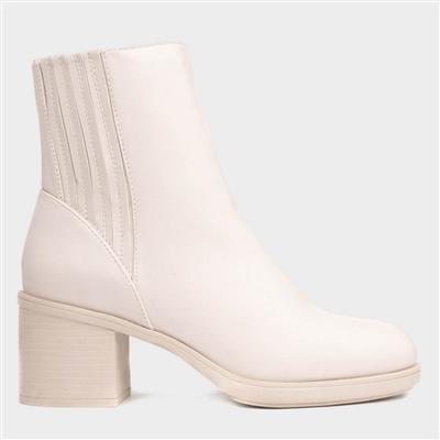 Sondra Womens White Heeled Boot