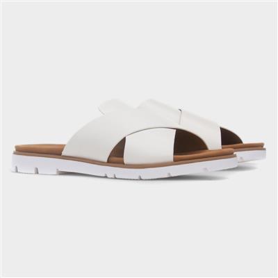 Chloe Womens White Crossover Mule Sandal