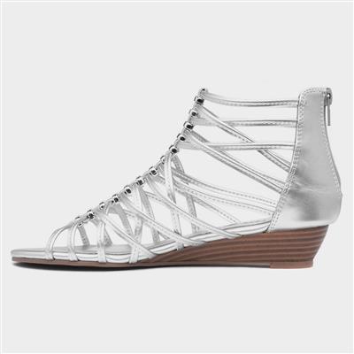 Sabrina Womens Metallic Strappy Sandal