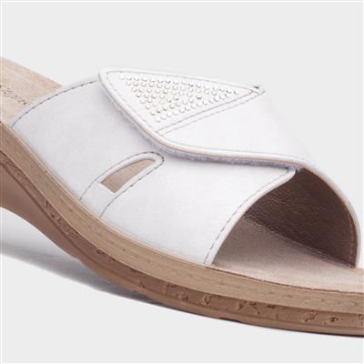 Nice Womens White Wedge Mule Sandal