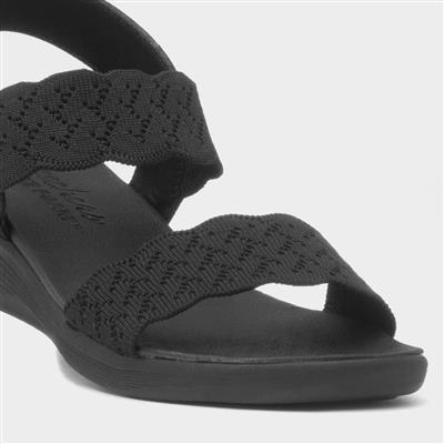 Arya On The Rise Womens Black Sandal
