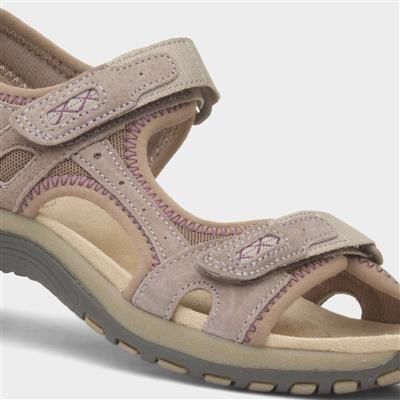 Frisco Womens Beige Easy Fasten Sandal
