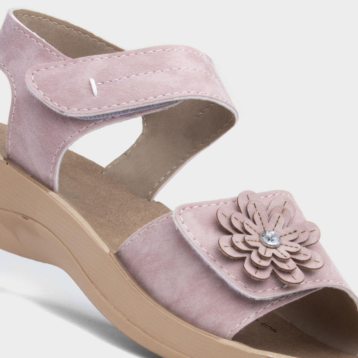 Ladies Summer Offers Sandals... - Michael Guineys Castlebar | Facebook
