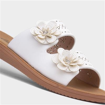 Sam Womens White Flower Mule Sandal