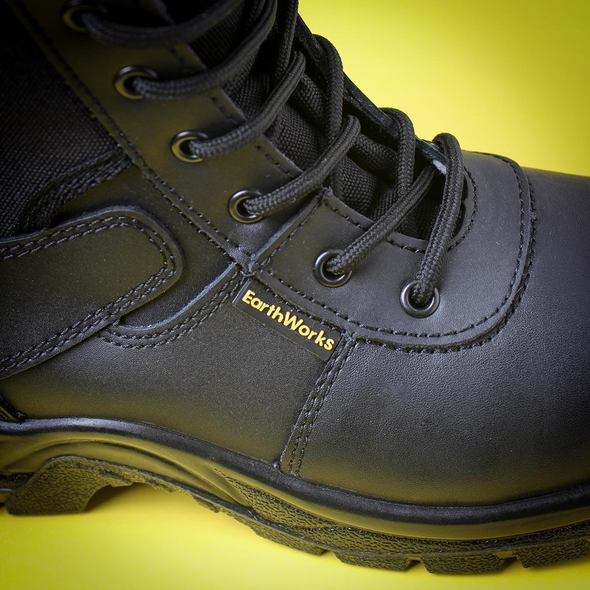 earth works boots