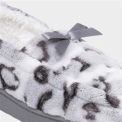 Ruth Womens Grey Moccasins