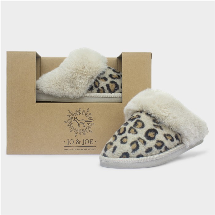 Nala Womens Beige Leopard Print Slipper