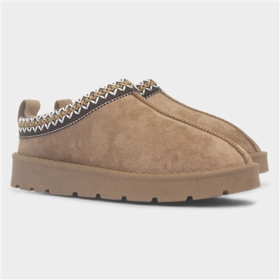 Chloe Womens Tan Clog Slippers