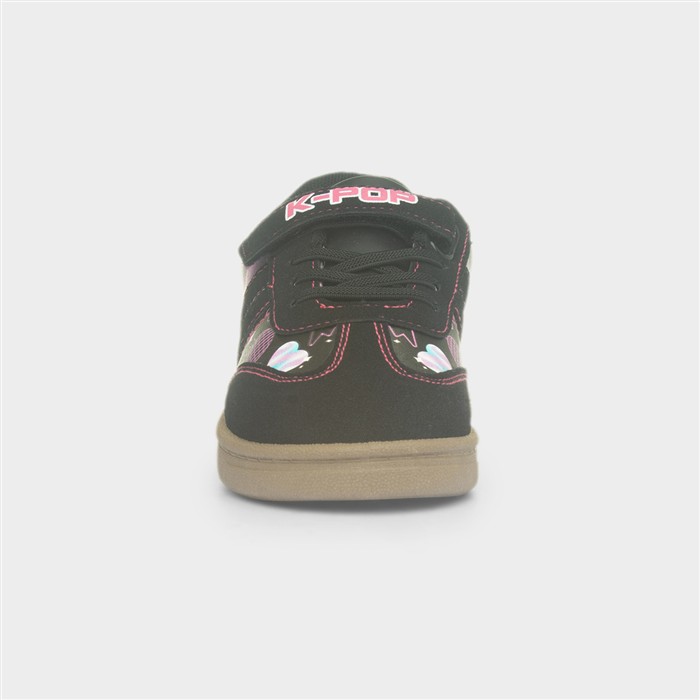 Pose Kids Black Flat Character Trainer