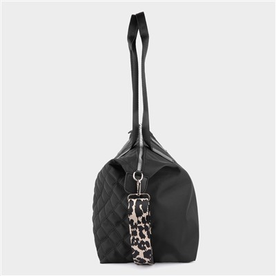 Lindee Womens Black Quilted Handbag