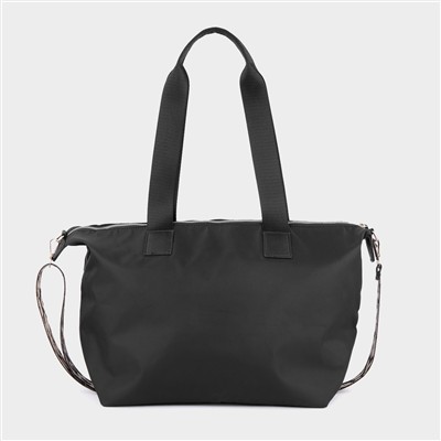 Lindee Womens Black Quilted Handbag