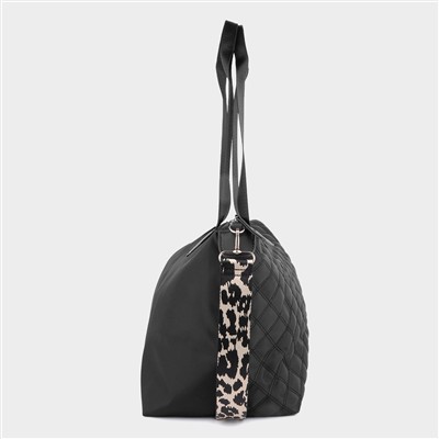 Lindee Womens Black Quilted Handbag