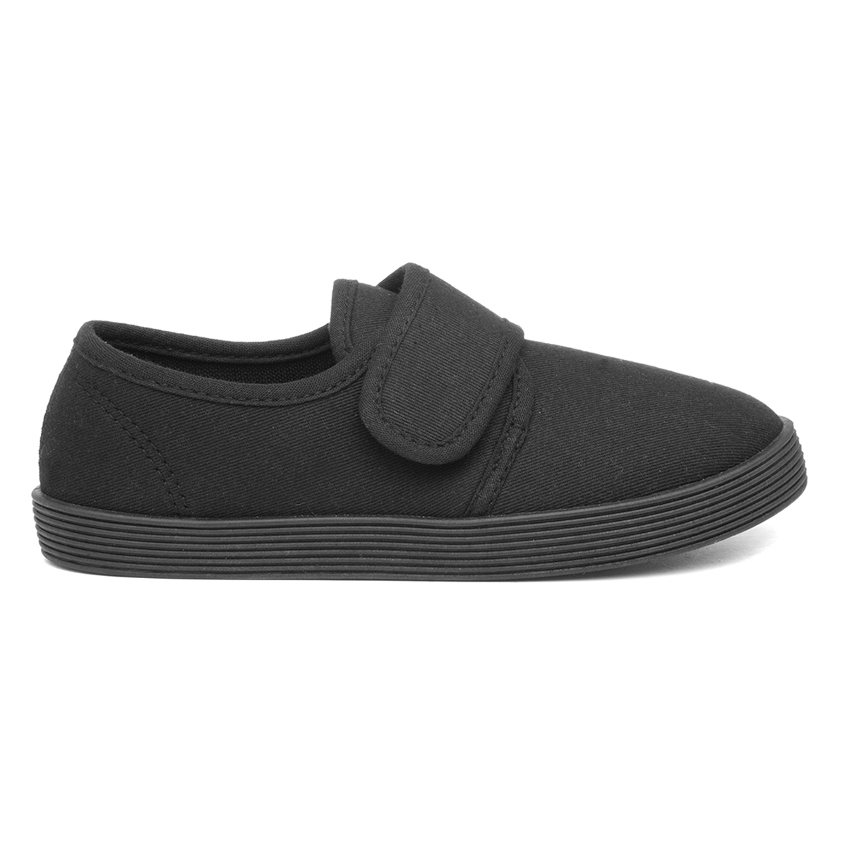 XL Kids Black Easy Fasten Plimsoll XL Kids Black Easy Fasten Plimsoll