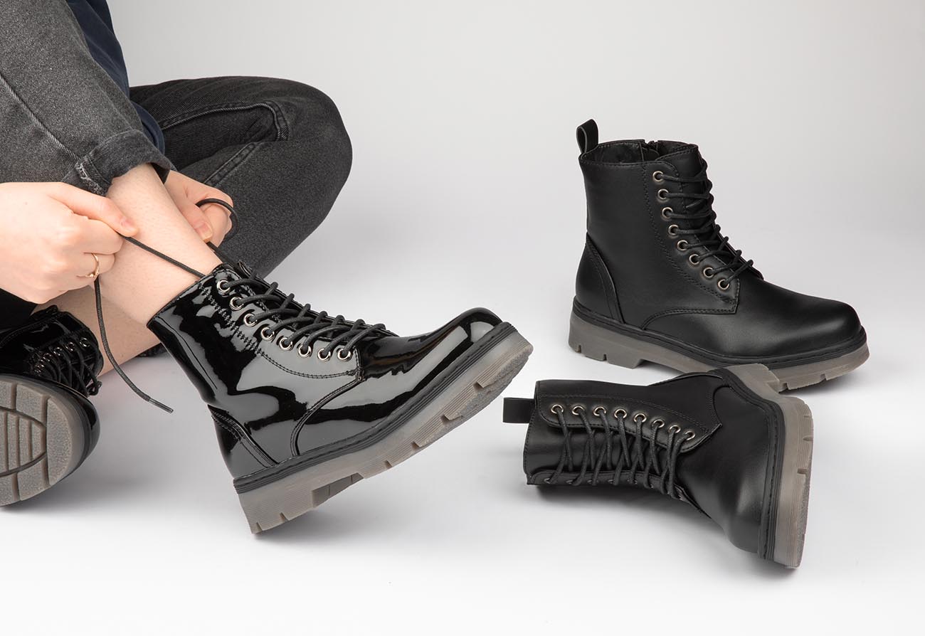 How to wear lace up boots this winter