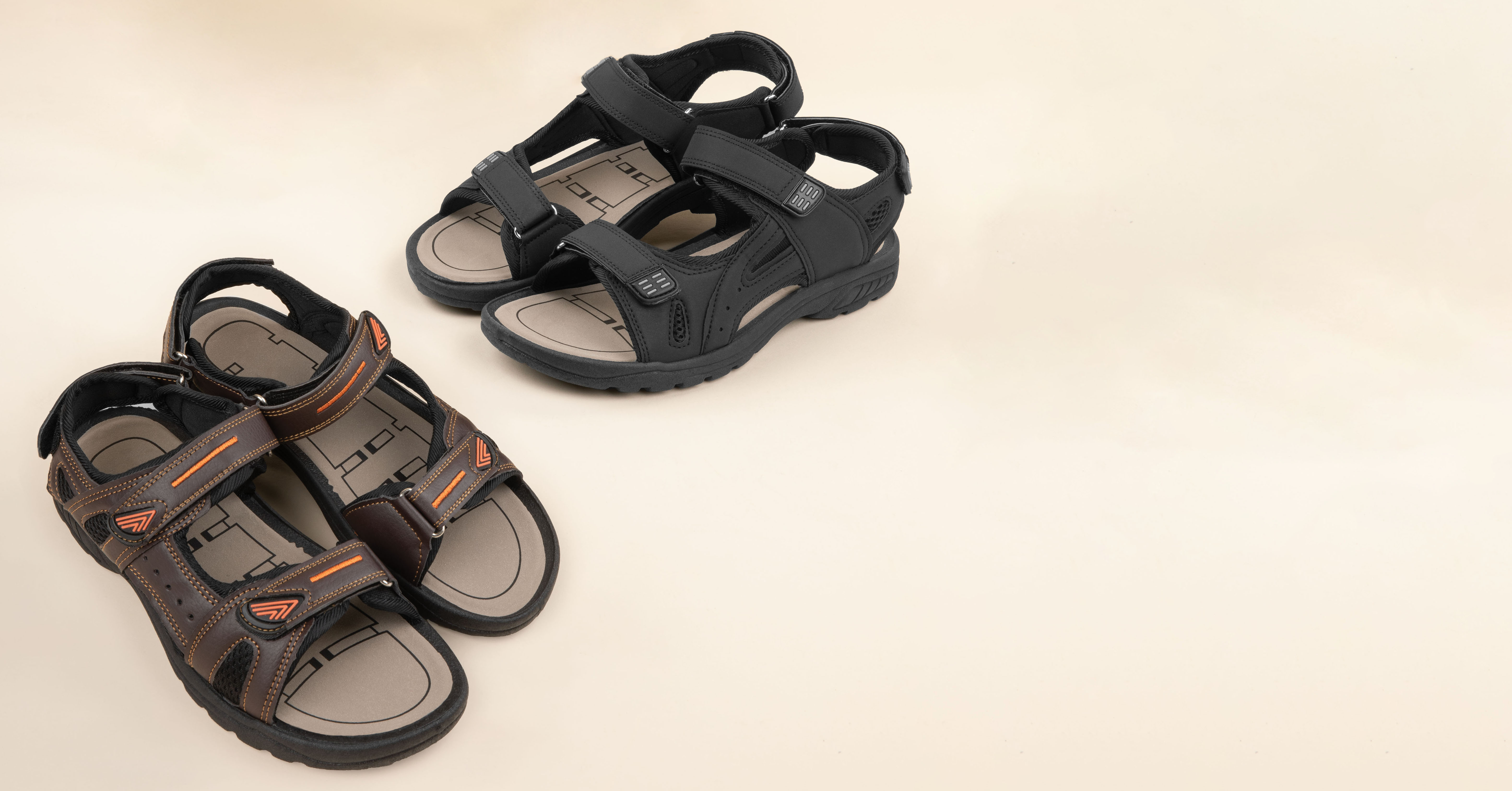 mens flip flops for narrow feet