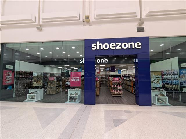 Shoe Shops in Merry Hill shoezone